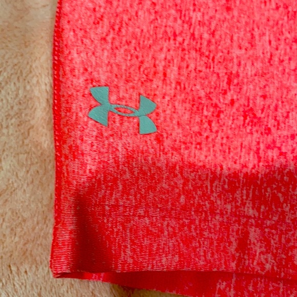 HEAT GEAR NEON UNDER ARMOUR WORK OUT GYM CAPRI LEGGINGS - Picture 3 of 6